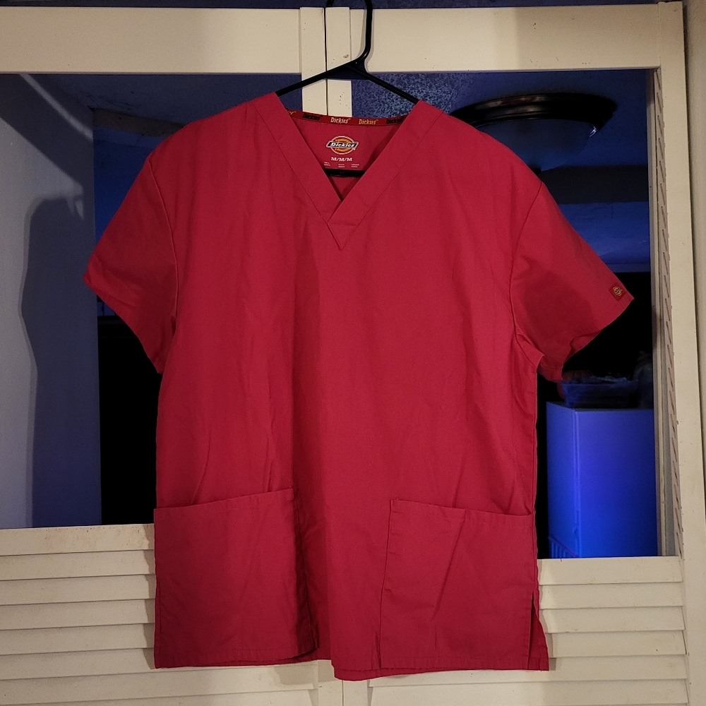 Very nice Dickies n scrub top